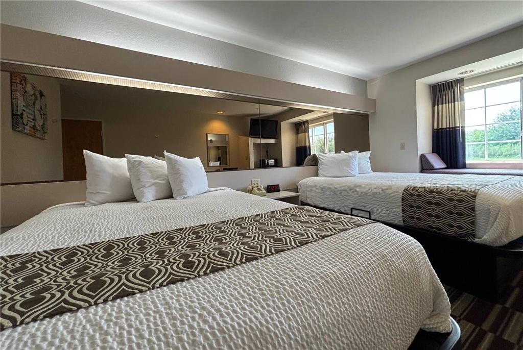 Microtel Inn by Wyndham Champaign - photo 8