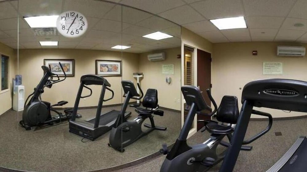 Holiday Inn Express Hotel & Suites Rochester by IHG - photo 18