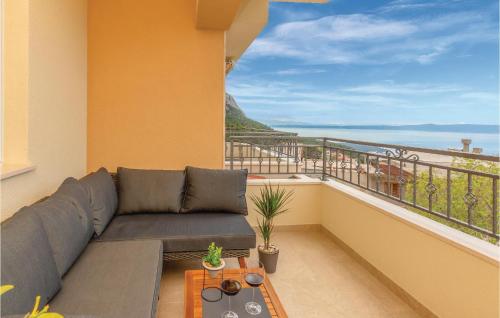 Three Bedroom Apartment In Makarska — 4-Star Luxury Hotel in Makarska, Croatia