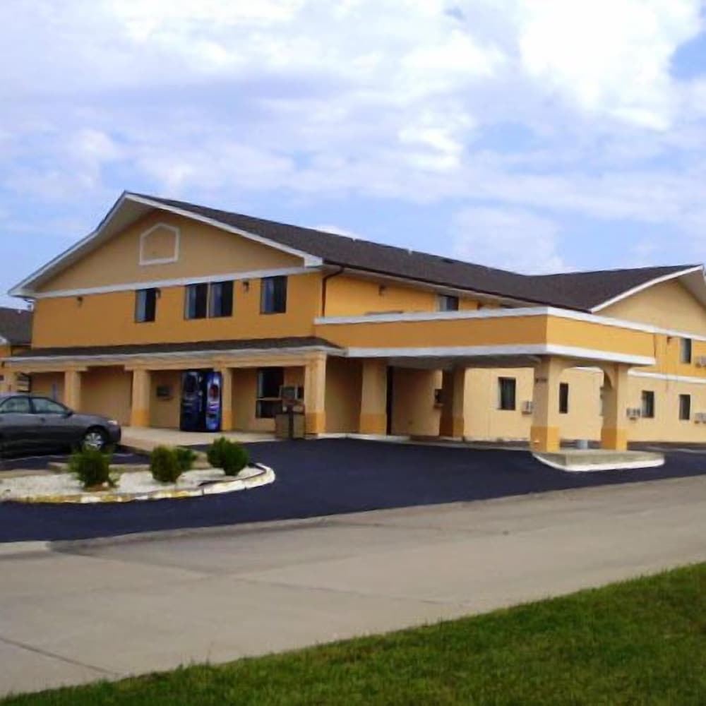 Economy Inn Wentzville - photo 30