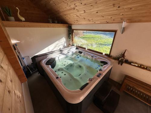Le chalet des Broches jacuzzi — Xonrupt-Longemer — photo 3