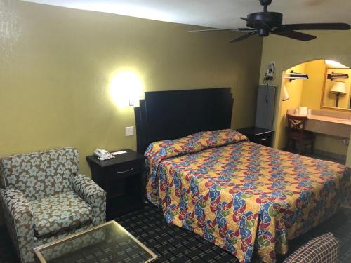 Kings Inn Mexia - photo 21
