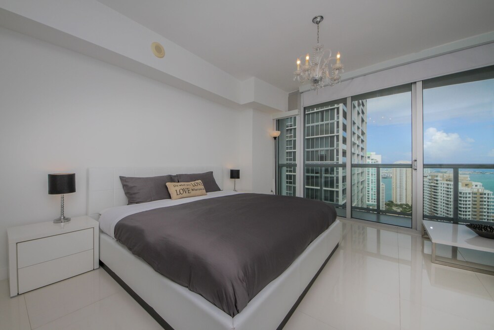 Private Residences at ICON Twr3 by JOS17 - photo 14