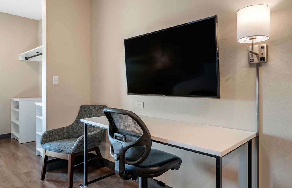 Extended Stay America Premier Suites Tampa Gibsonton Rivervi - photo 52