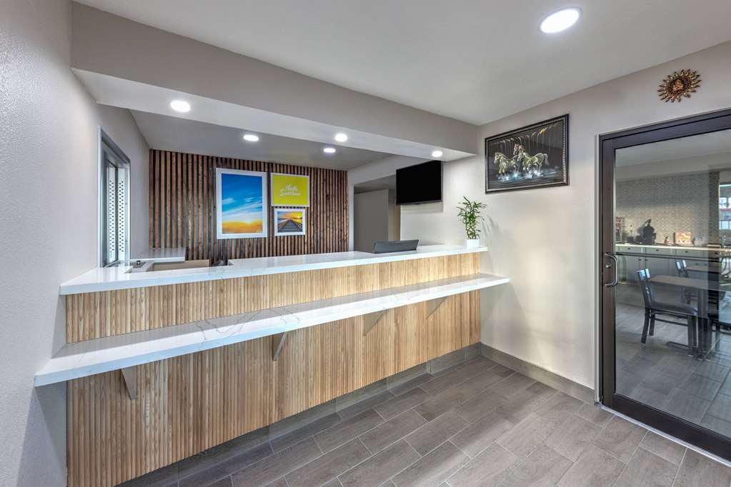 Days Inn by Wyndham Wichita Falls - photo 6