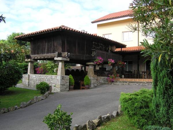 Entreviñes - carbon neutral hotel in Colunga