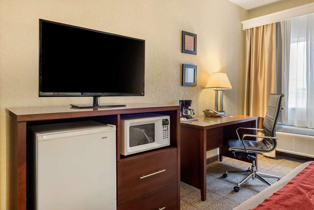 Comfort Inn Warren I 69 - photo 6