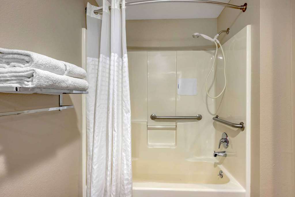 Extended Stay America Premier Suites Portland North - photo 28