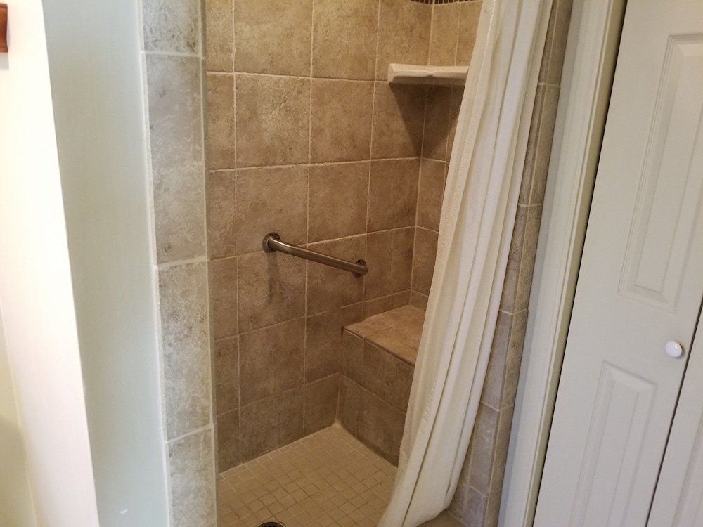 See Shack - photo 18