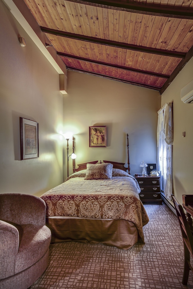 Afton House Inn - photo 16