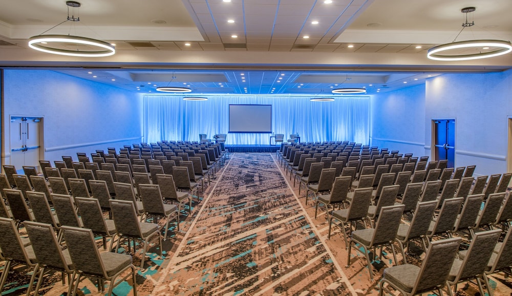 Staybridge Suites Oxnard River Ridge by IHG - photo 62