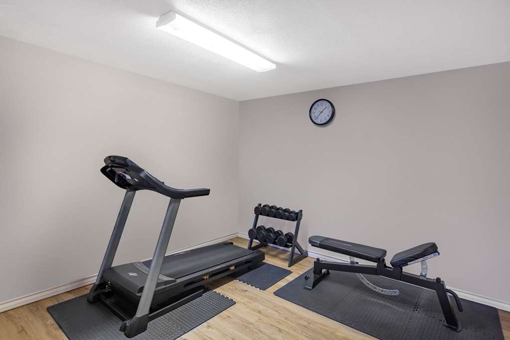 Days Inn & Suites by Wyndham Braunig Lake - photo 6