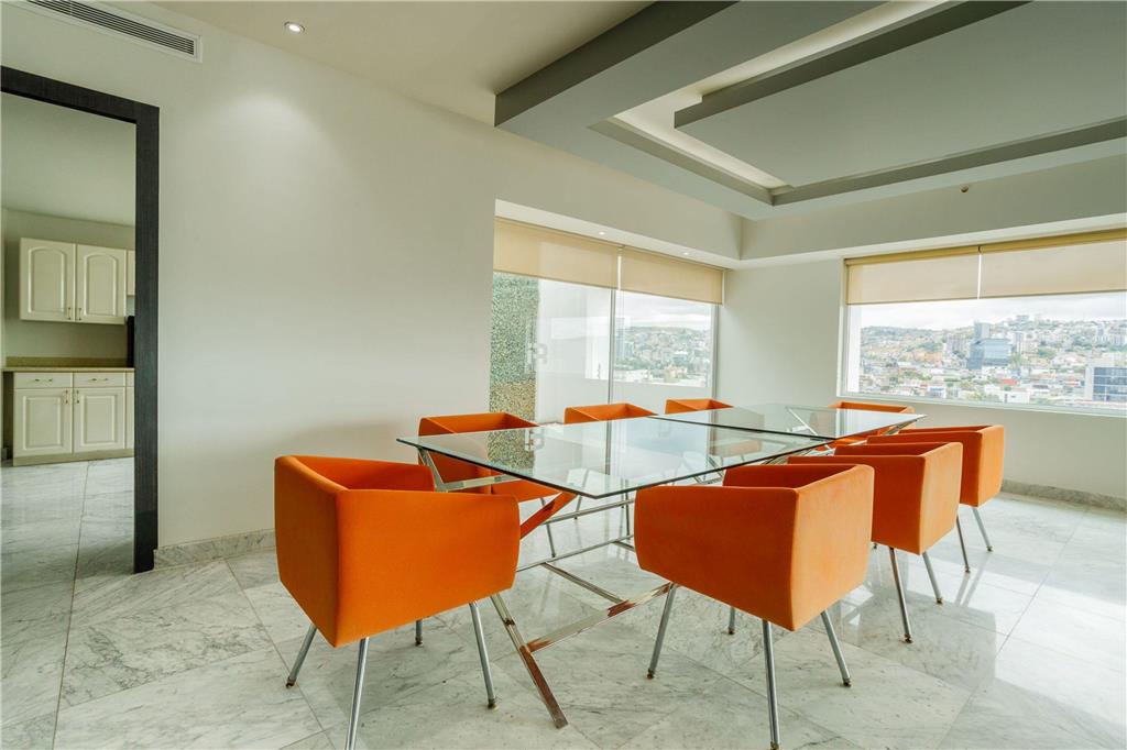 Presidential Suite dining room
