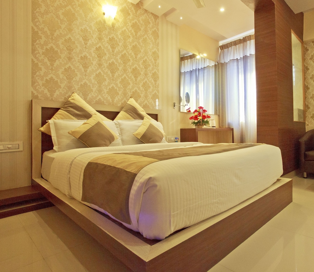 Aishwarya Suites - carbon neutral hotel in Mysore
