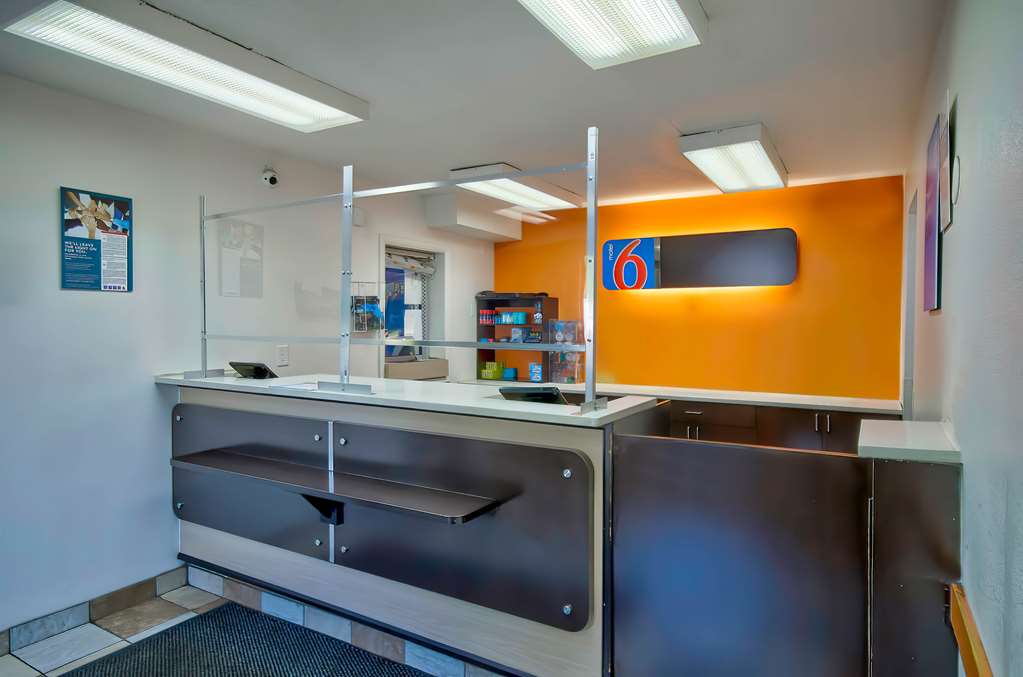 Motel 6 Warren MI Detroit East - photo 17