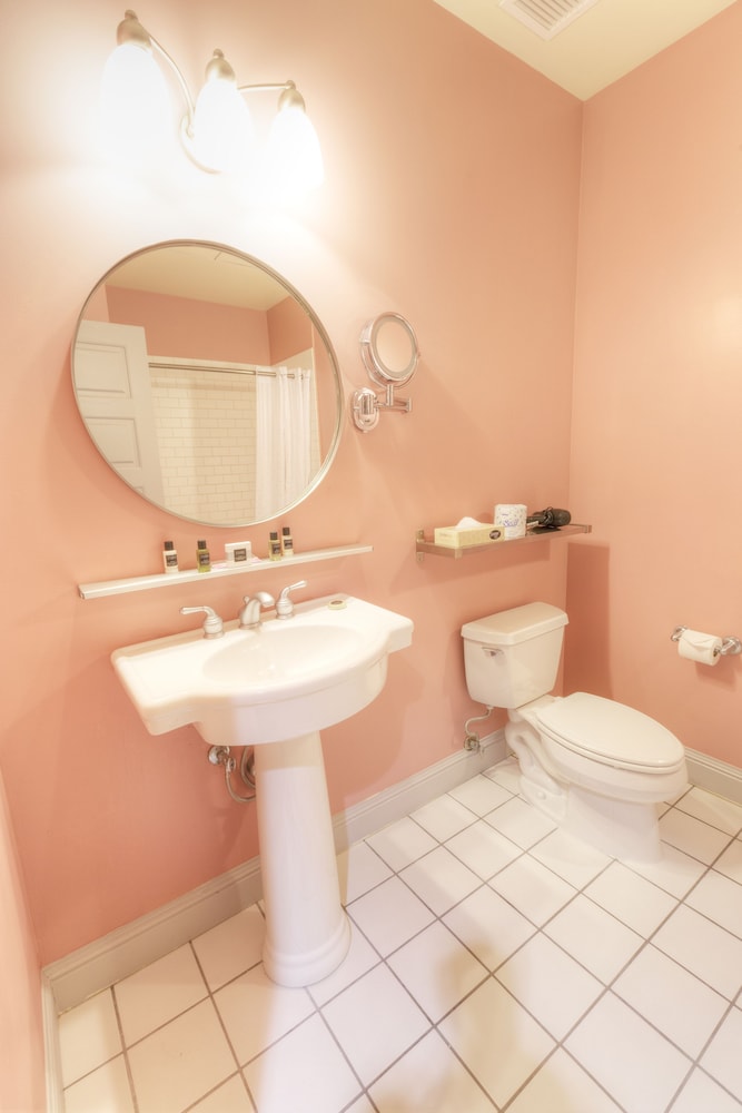 Montvale Hotel - photo 102