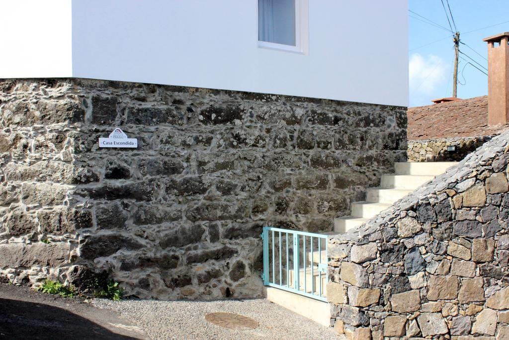 Aldeia do Priolo - carbon neutral hotel in Unknown City