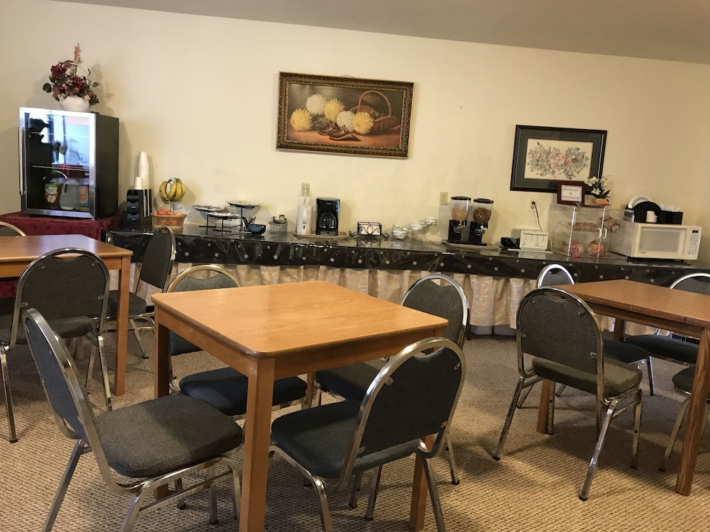 Coronado Motel and RV Park - photo 32