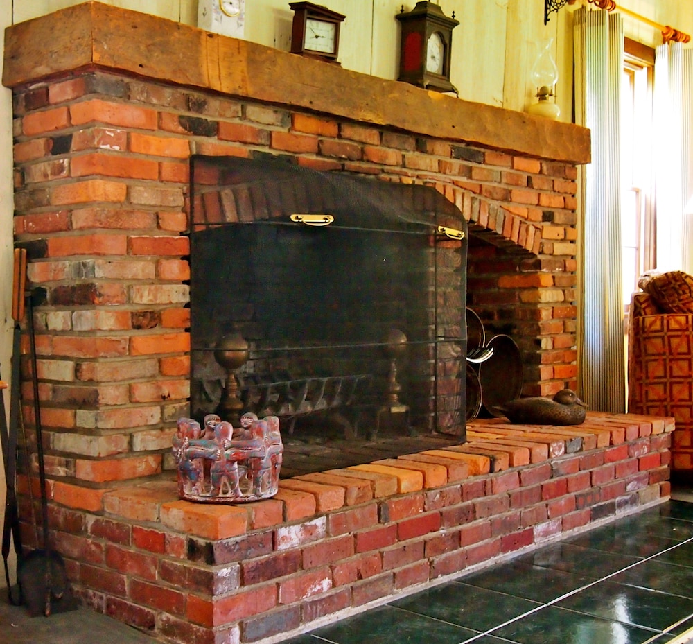 Admiral Peary Inn Bed & Breakfast - photo 43
