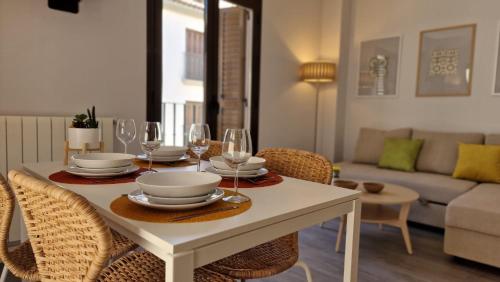 IMEDA Apartamentos Piedra Santa — 4-Star Luxury Hotel in Granada, Spain