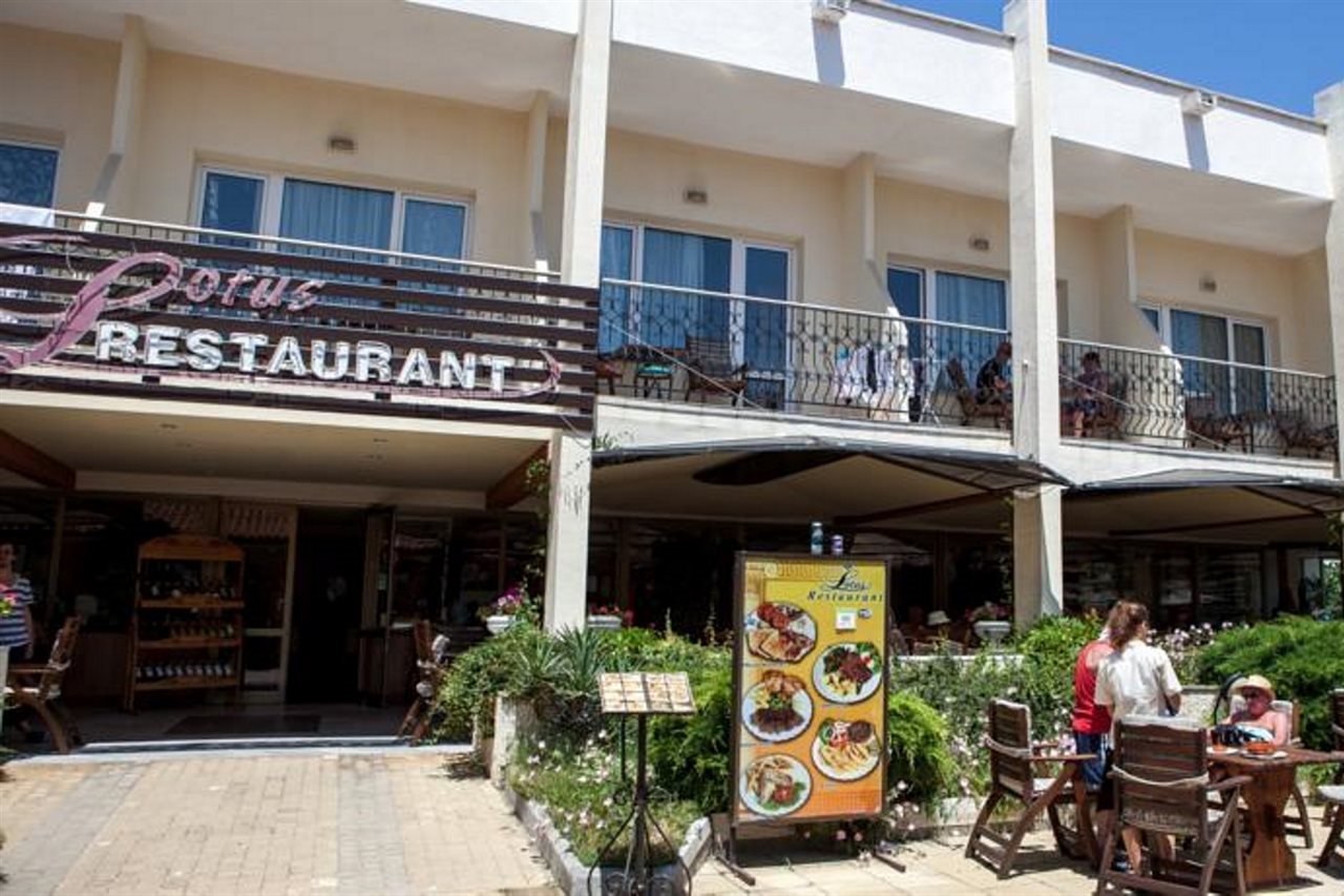 Lotus Hotel - carbon neutral hotel in Nesebar