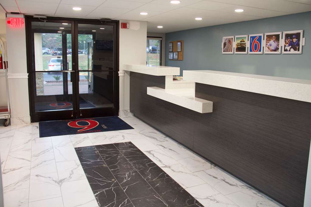 Motel 6 Suwanee GA Gwinnett Center - photo 21