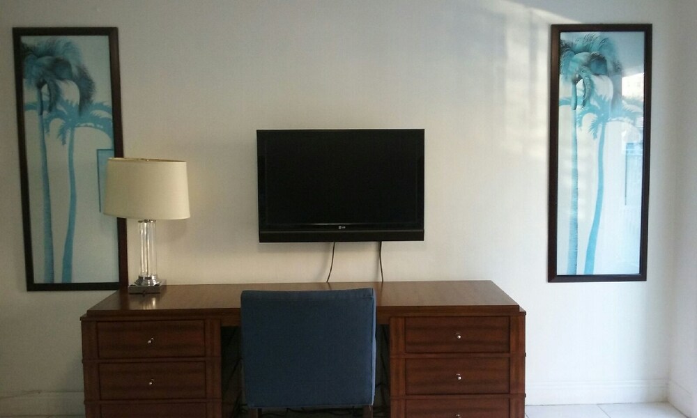 925 Ocean Resort - photo 3