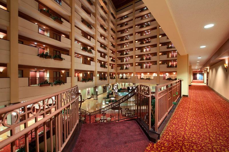 Embassy Suites by Hilton Huntsville - photo 8