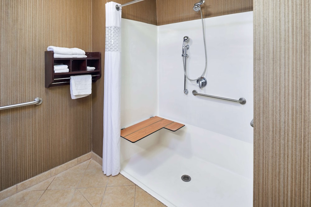 Hampton Inn & Suites Longview North - photo 30