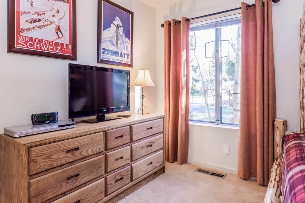 Snowcreek 613 Phase IV - photo 11