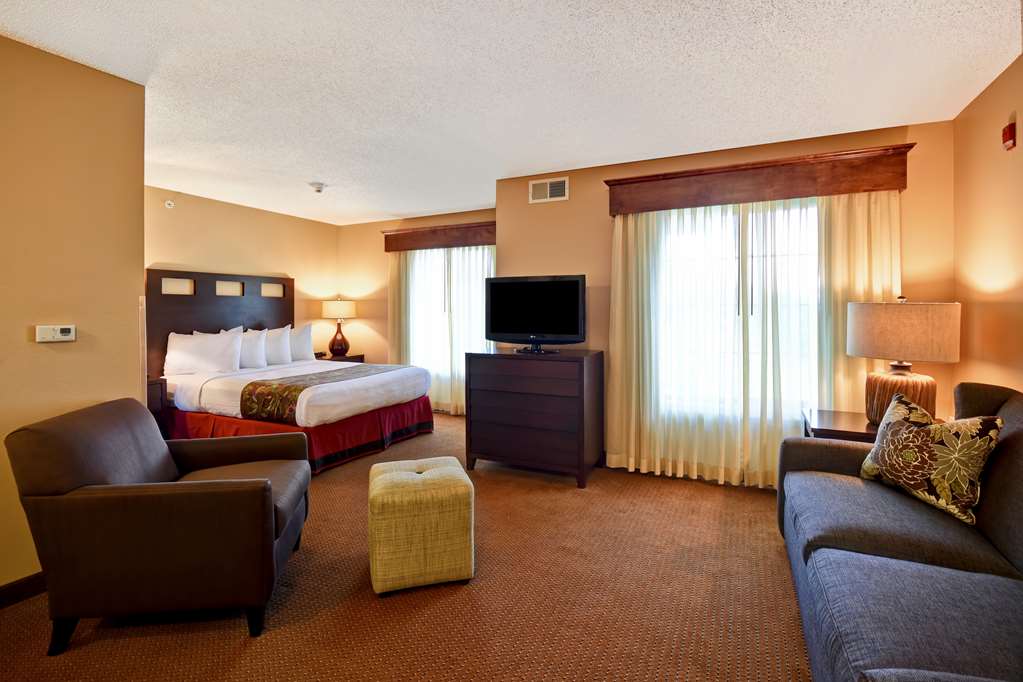 GrandStay Hotel & Suites - photo 13
