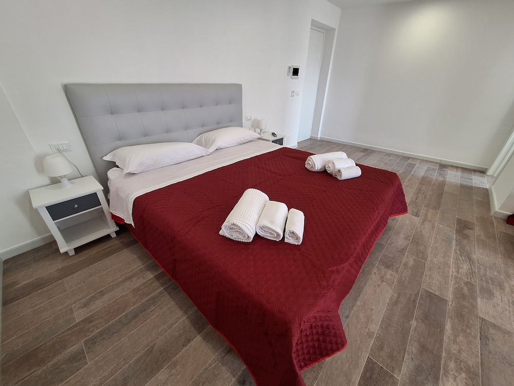 Room triple Double Room — Terrasini — photo 3