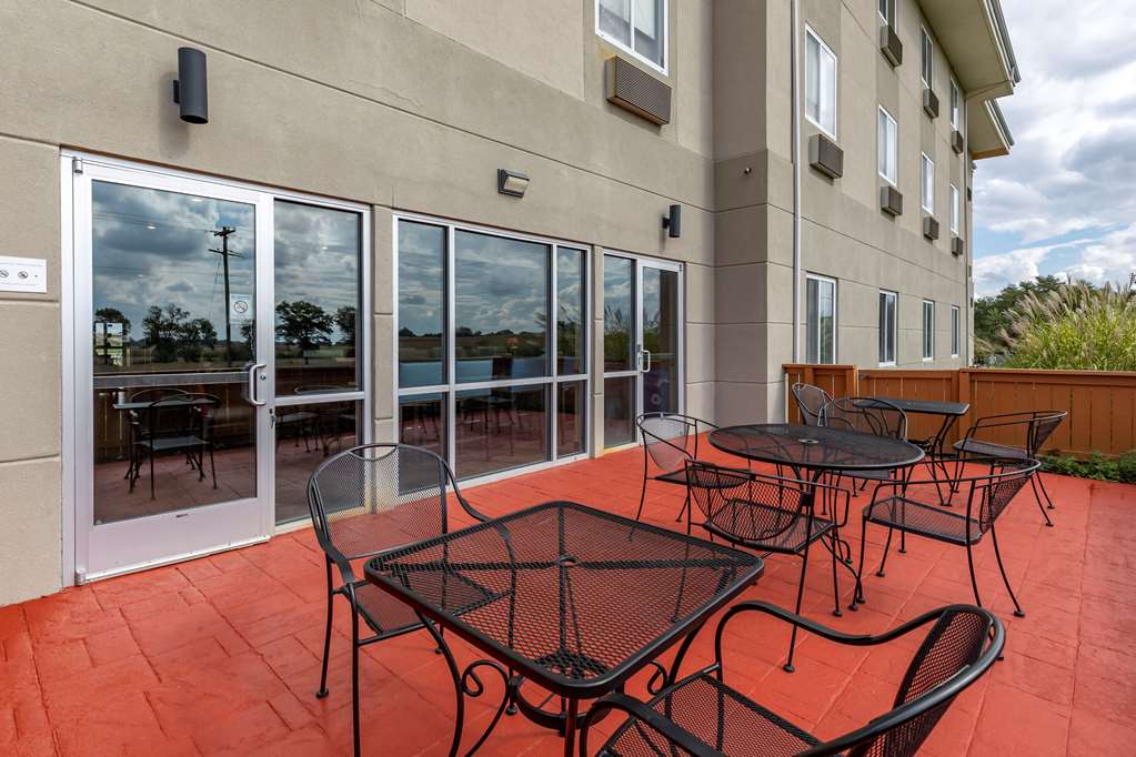 Comfort Inn & Suites Greenville I 70 - photo 37