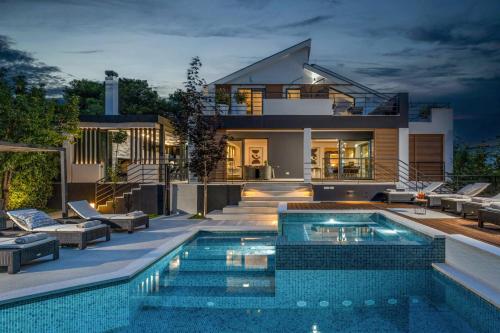 Villa Bonavia ZadarVillas — 4-Star Luxury Hotel in Zadar, Croatia
