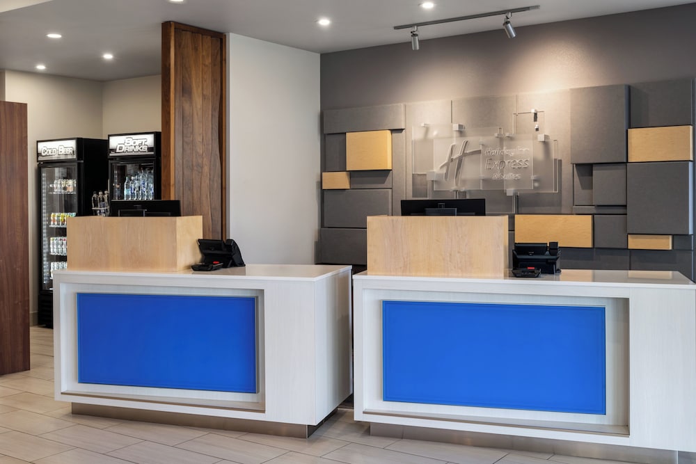 Holiday Inn Express & Suites Madison West Middleton - photo 63