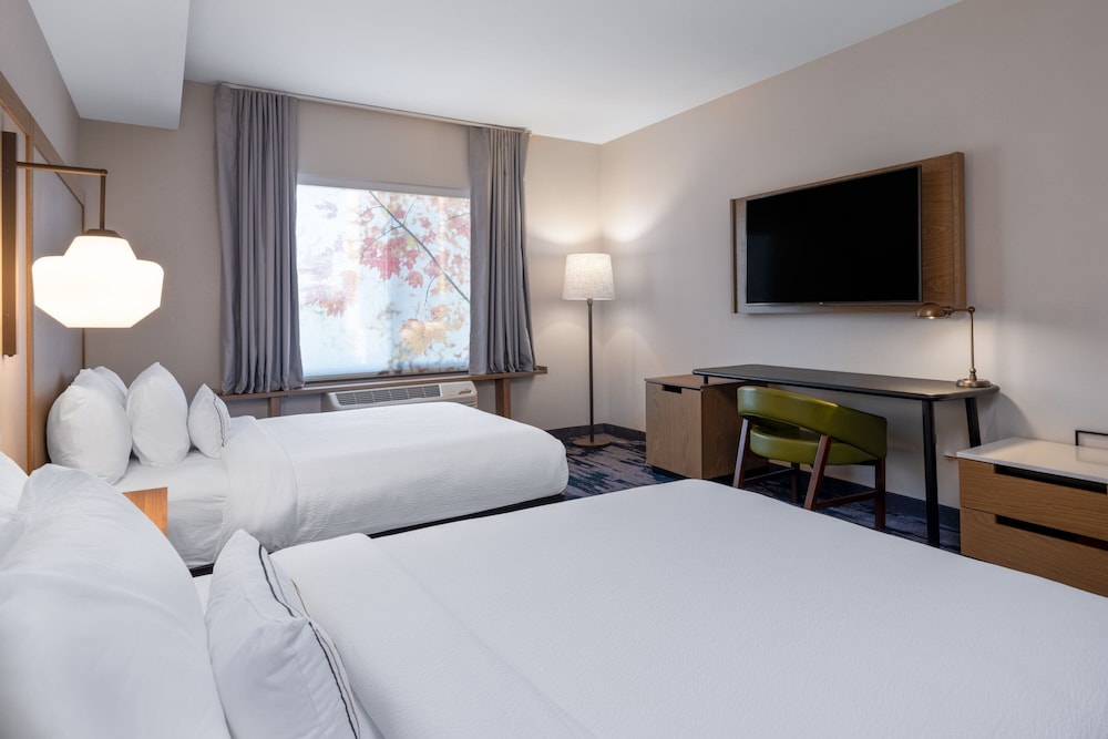 Fairfield Inn & Suites by Marriott Minneapolis North - photo 9