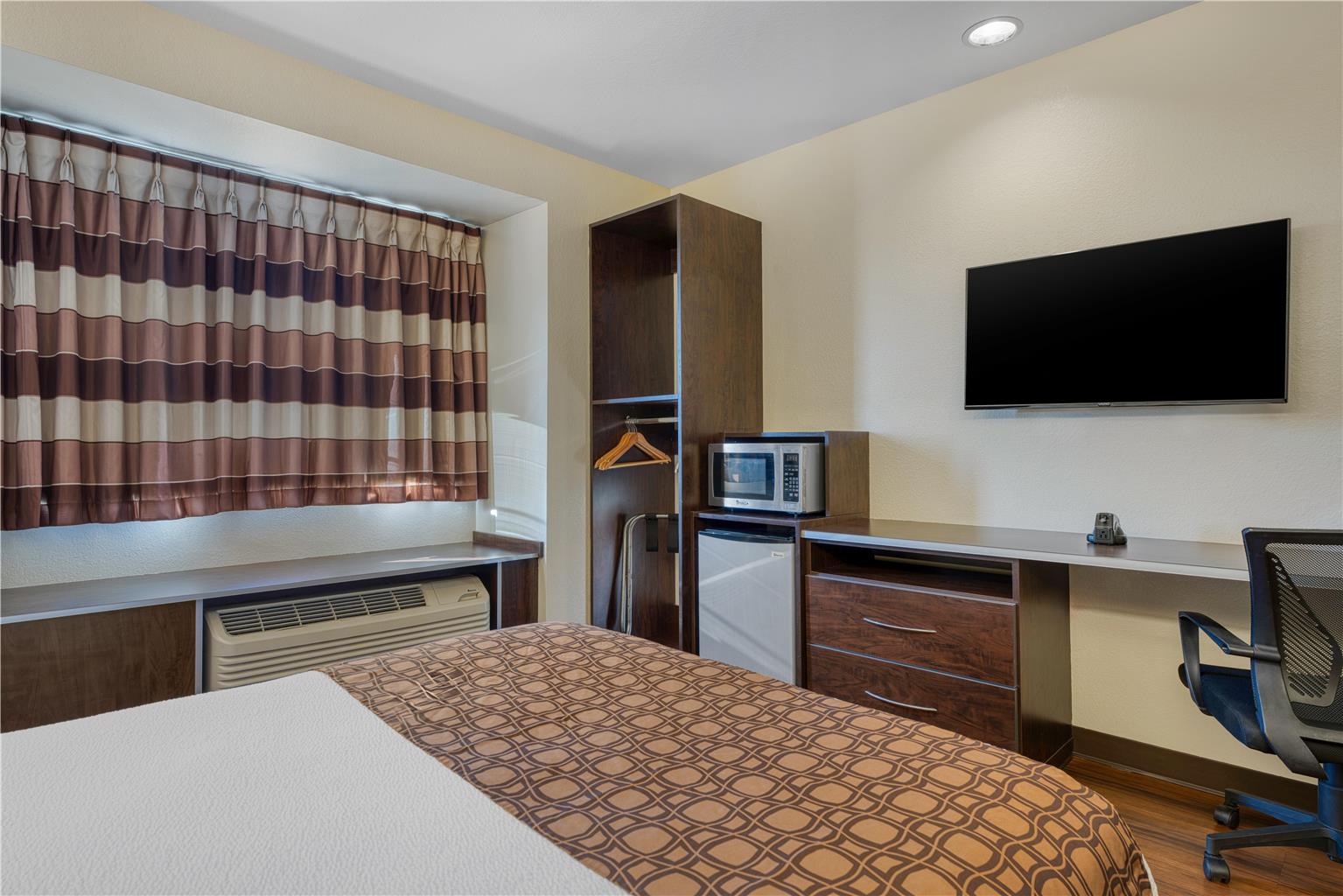 SureStay Plus Hotel by Best Western Buckhannon - photo 20