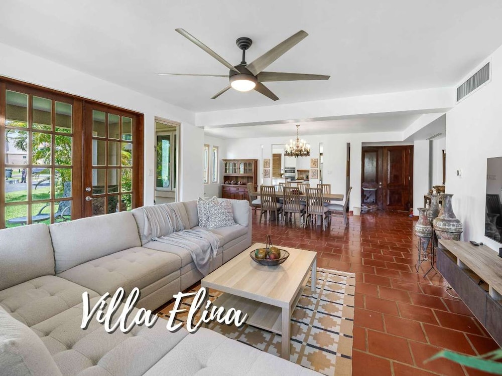 Quaint villa Beach access Elina — 4-Star Luxury Hotel in Sabana, Puerto Rico