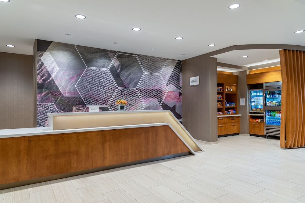 SpringHill Suites by Marriott Overland Park Leawood - photo 5