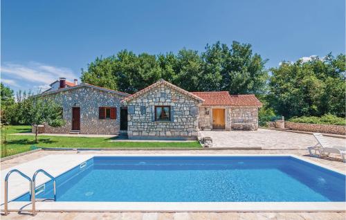 Awesome Home In Zadar With Kitchen — 4-Star Luxury Hotel in Zadar, Croatia