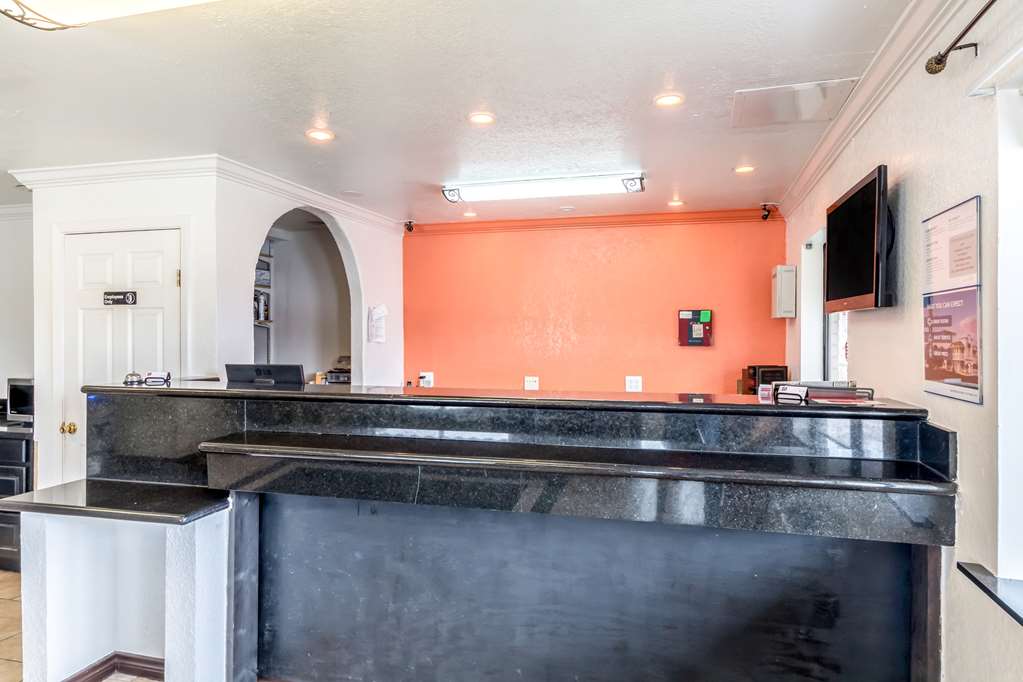 Motel 6 San Antonio Tx Frost Bank Center - photo 29