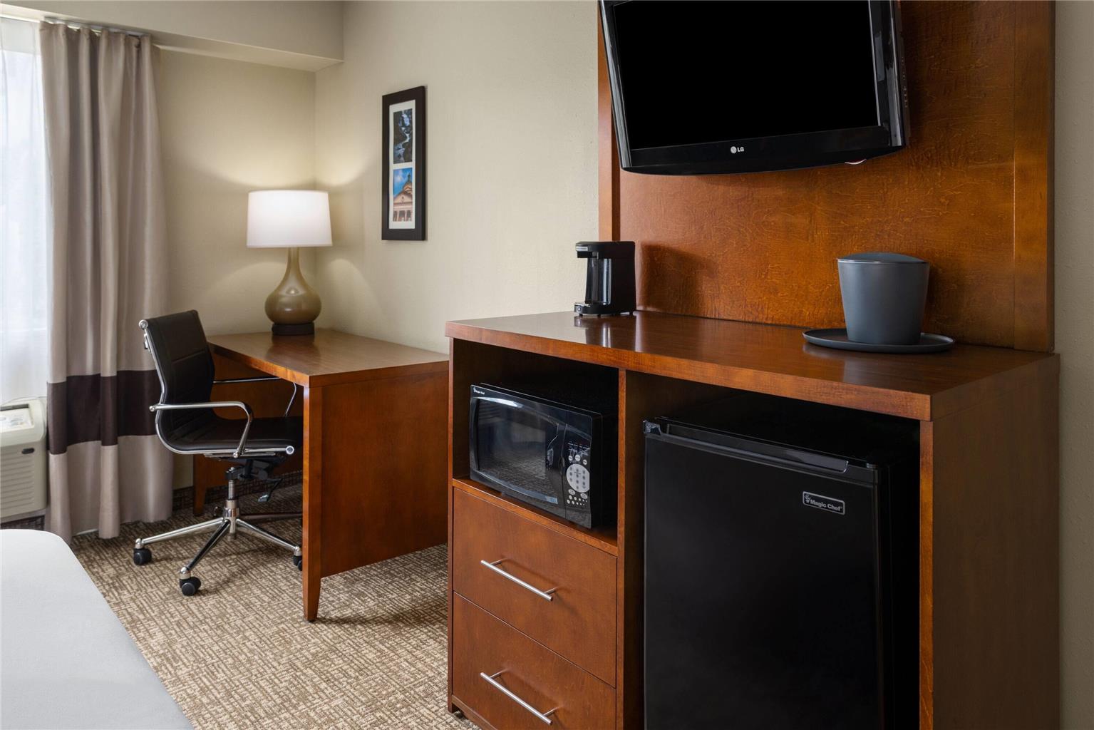 Wingate by Wyndham Pittsburgh New Stanton - photo 19