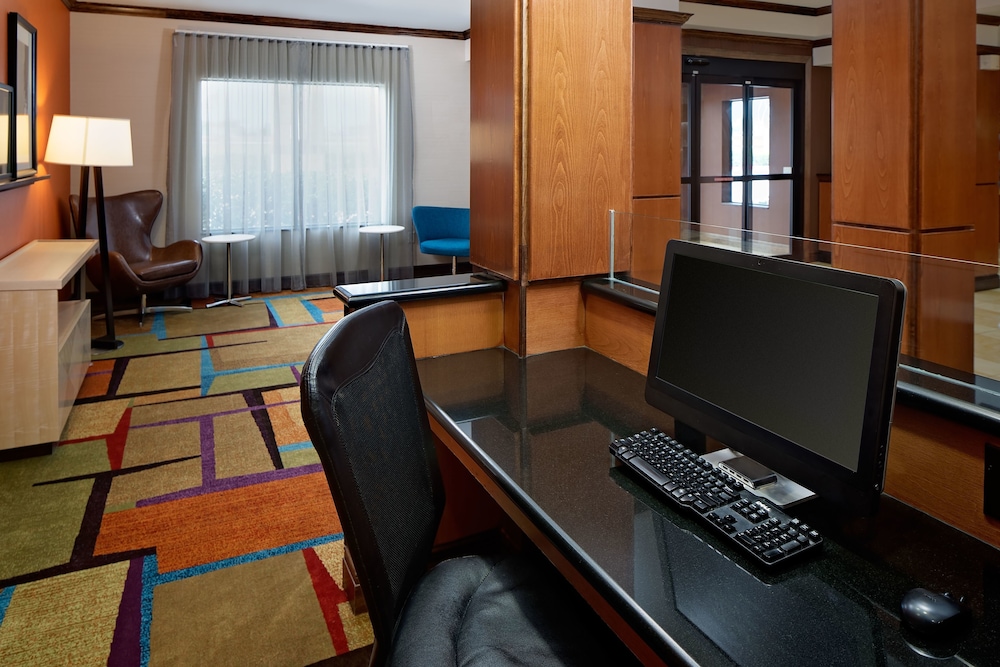 Fairfield Inn & Suites by Marriott Dallas Mansfield - photo 21