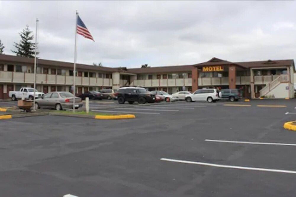 Kings Motor Inn - featured photo