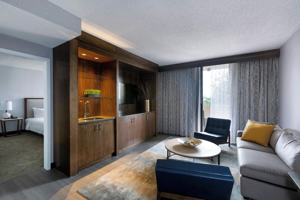 Marriott Greensboro Airport - photo 25