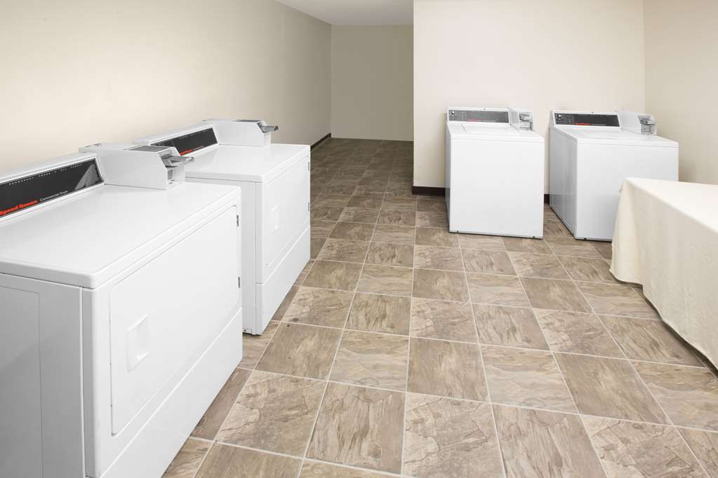 Super 8 by Wyndham Biloxi - photo 34