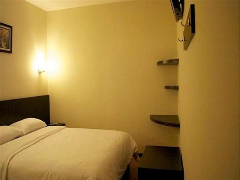 Alpha Inn - carbon neutral hotel in Medan