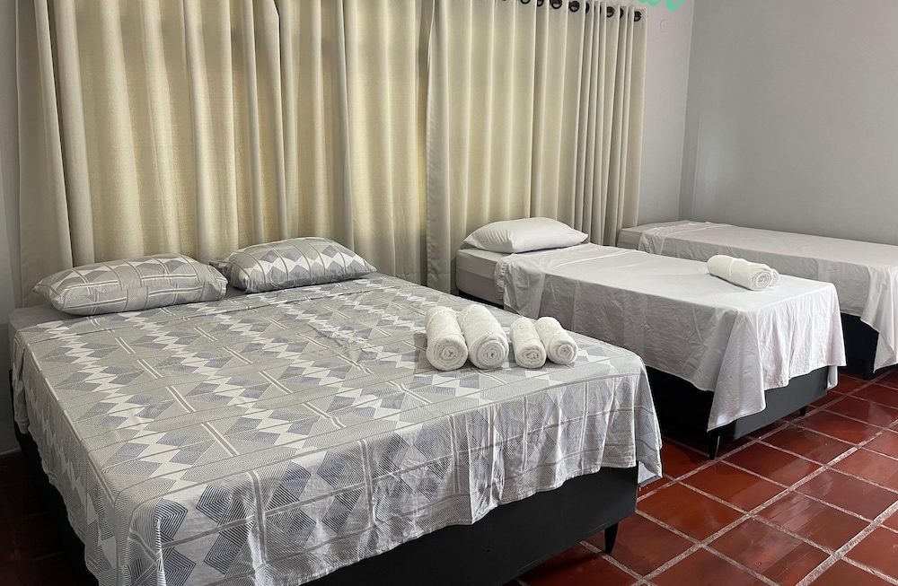 Pousada Praiamar — 4-Star Luxury Hotel in Sao Sebastiao, Brasil