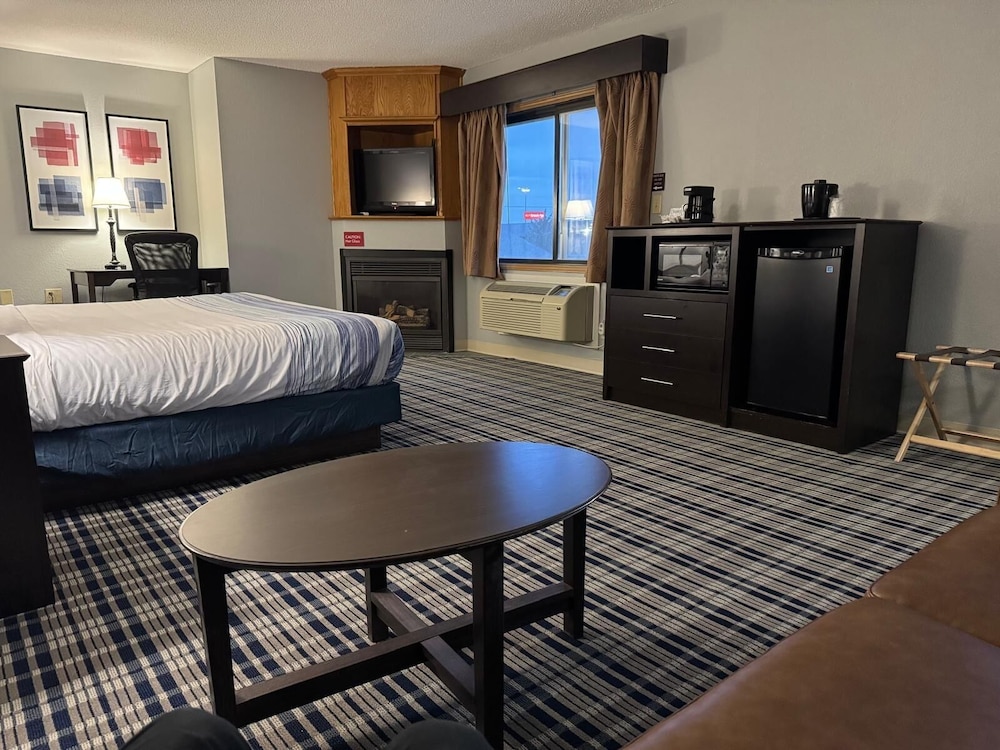 AmericInn by Wyndham Ames - photo 20