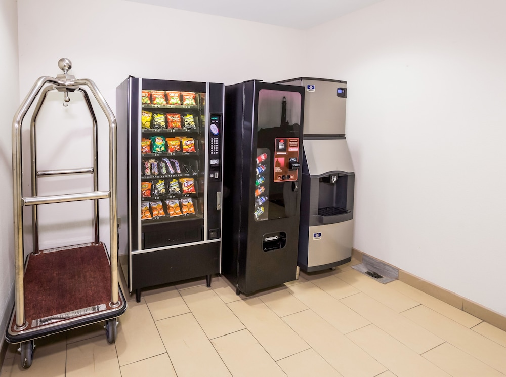 Econo Lodge Baton Rouge University Area - photo 18